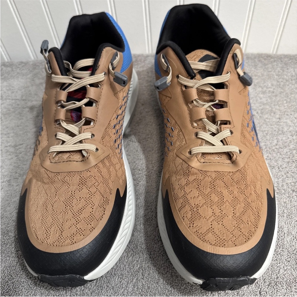 Storm Men's Tan and Blue Athletic Sneakers